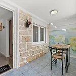 Apartment Knezovic