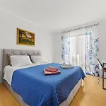Apartment Knezovic *