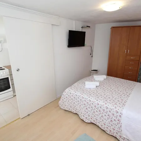 Knezovic Apartment
