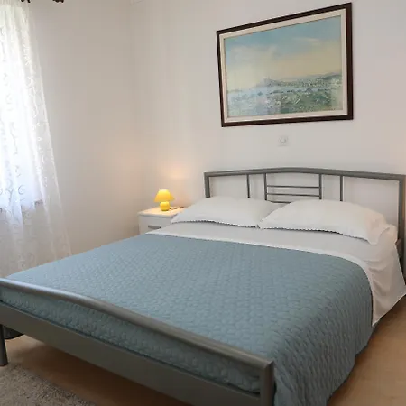 Knezovic Apartment *