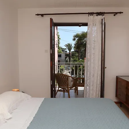 Knezovic Apartment *