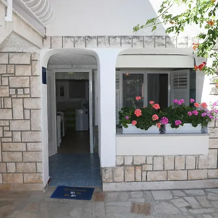 Apartment Knezovic *