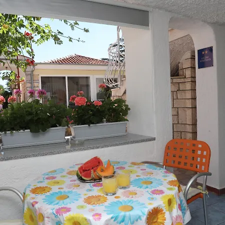 Knezovic Apartment *