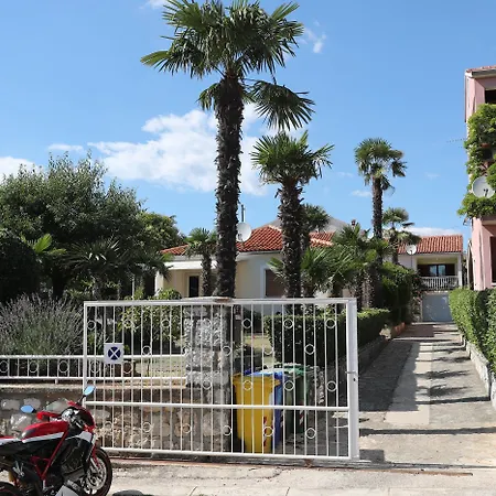 Apartment Knezovic *