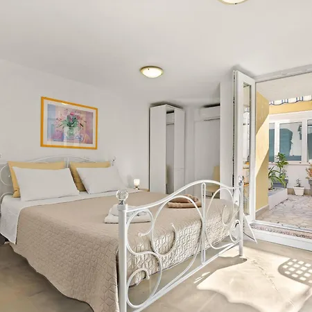 Knezovic Apartman *