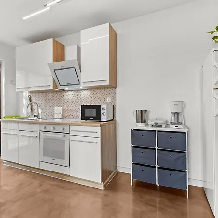 Knezovic شقة روفينج