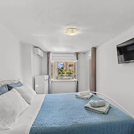Apartment Knezovic *